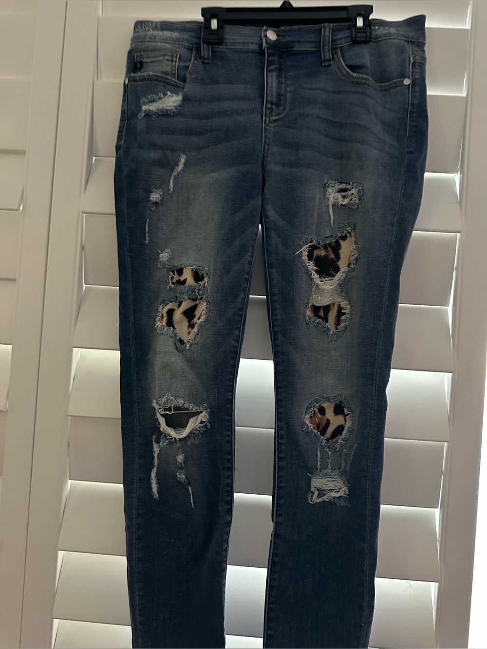 Pre-Loved Judy Blue Dark Blue Distressed Skinny Jeans with Leopard Patches 13/31